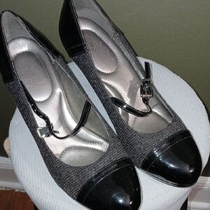 Kelly & Katie Black and Gray Heels